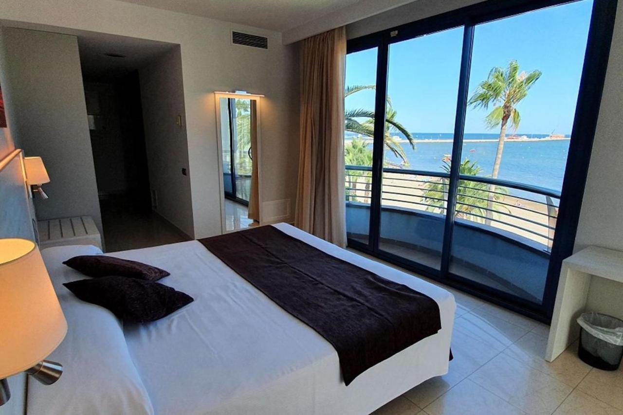 Hotel Miami Mar Sant Carlos de la Ràpita Dış mekan fotoğraf