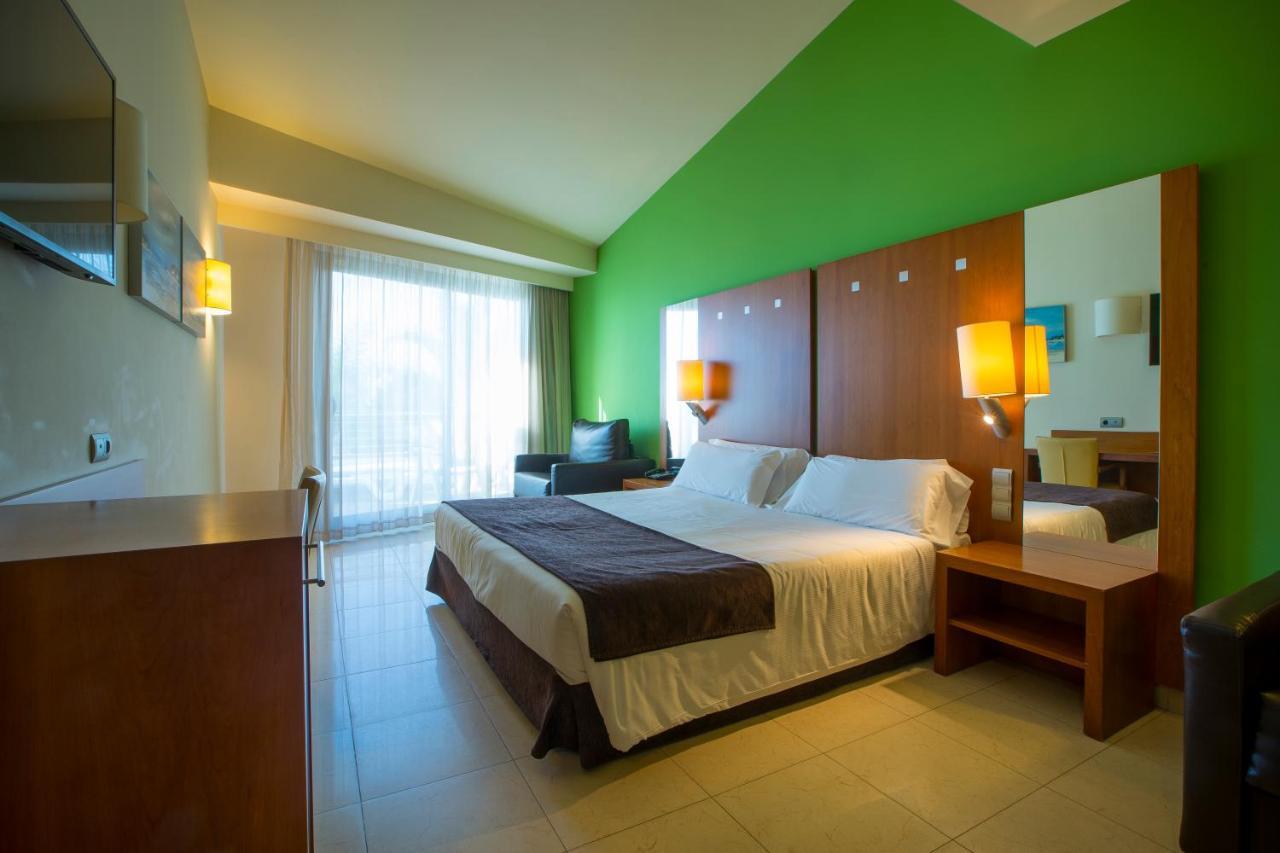 Hotel Miami Mar Sant Carlos de la Ràpita Dış mekan fotoğraf