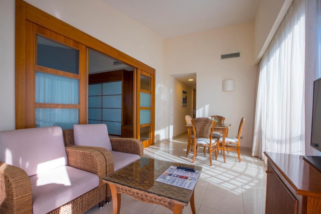 Hotel Miami Mar Sant Carlos de la Ràpita Dış mekan fotoğraf